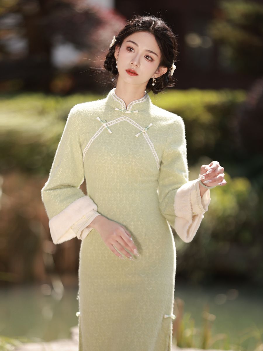 綠色旗袍新款女秋冬季長袖冬款新中式改良年輕款加絨加厚連衣裙冬