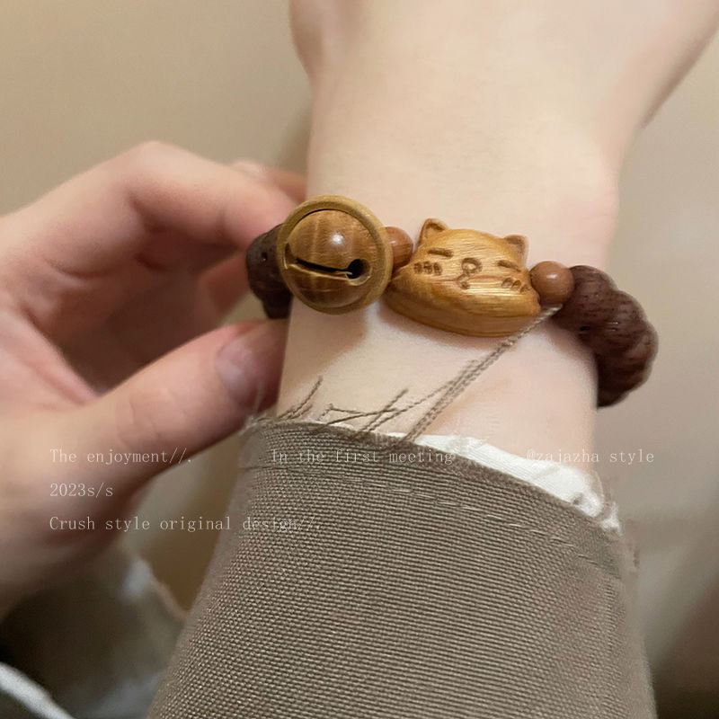 Cat Bell Sandalwood Bodhi Bracelet Women's Autumn and Winter Retro New Chinese Style Niche Design Bracelet Student Bestie Bracelet