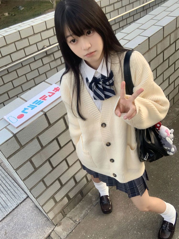 Lazy autumn and winter retro sweater knitted cardigan students early autumn new Korean style loose knitted sweater suit jacket