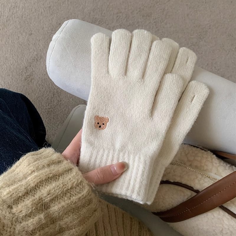 Korean cute bear gloves for women, knitted touch screen student gloves, autumn and winter versatile warm and thickened cycling gloves