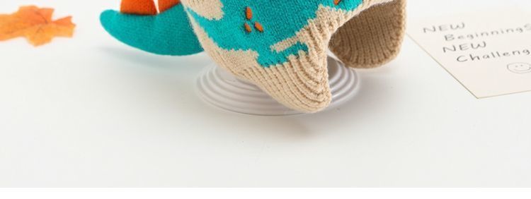 Little dinosaur cartoon windproof winter ear hat for boys and girls, autumn and winter new children's knitted thermal hat_voghion.com