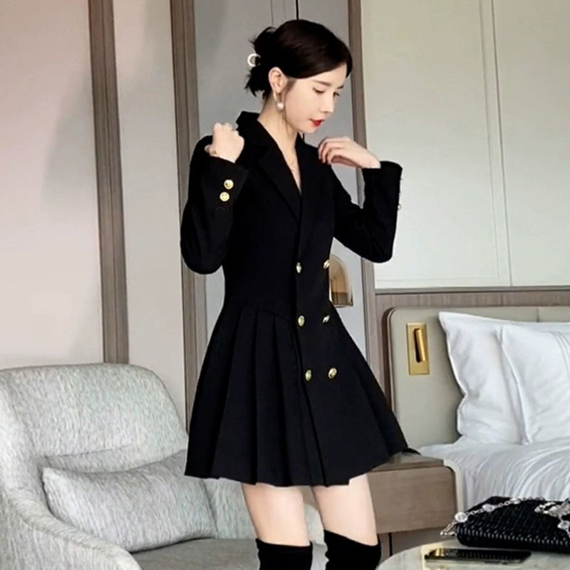 西装外套女气质2024新款赫本风高级感黑色小个子中长款西服连衣裙