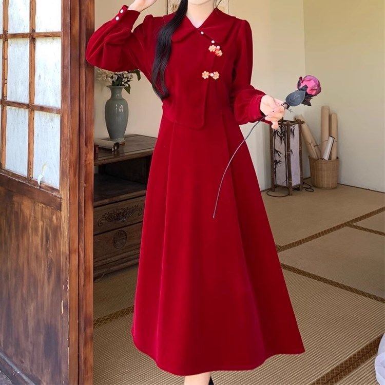 Pan buckle new medium and large size small fresh red engagement New Year skirt women's spring and autumn large size fat mm slim dress