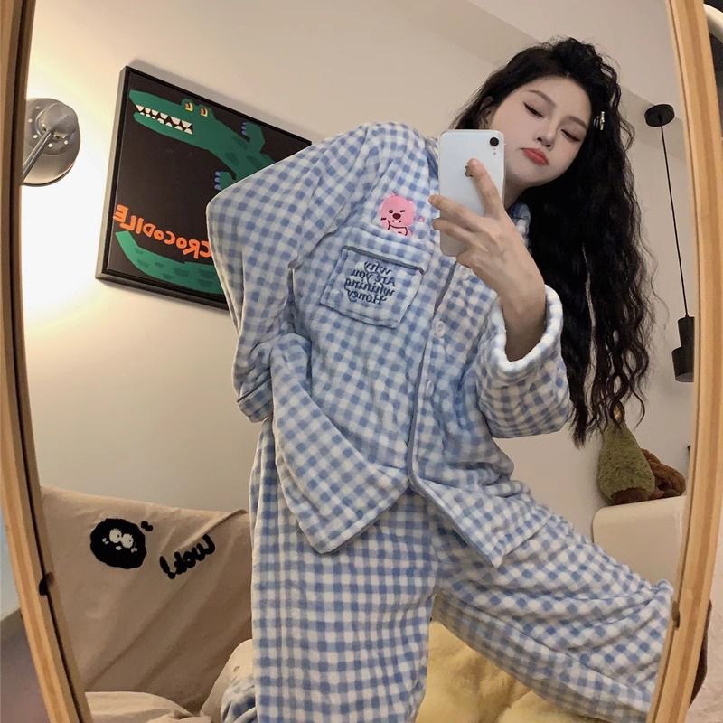 珊瑚絨睡衣女秋冬加厚新款卡通可愛小海狸格子法蘭絨可外穿家居服