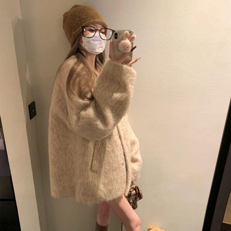 Gentle solid color mohair v-neck coat for women autumn and winter 2023 new loose slimming high-end small top