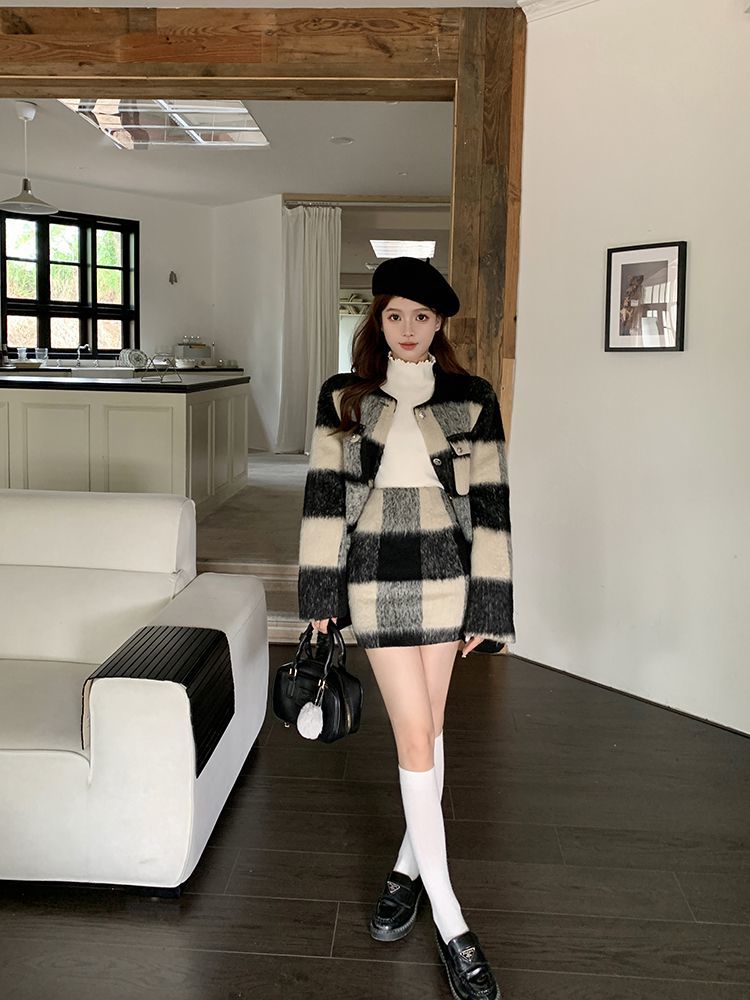 Suit women's  autumn and winter new thickened small suit coat retro plaid skirt quilted woolen jacket