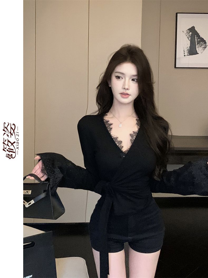 筱姿时尚黑色抽褶v领蕾丝绑带T恤上衣韩系收腰紧身长袖内搭打底衫