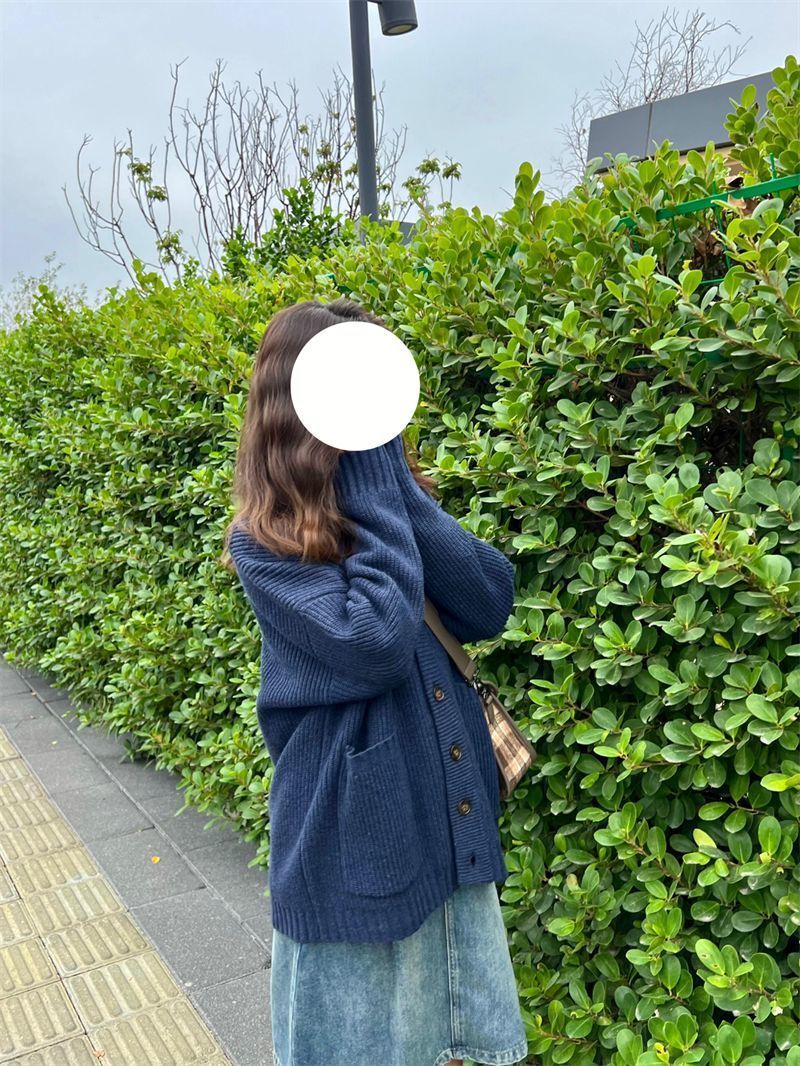 Navy loose solid color new versatile sweater sweater jacket for women autumn and winter outer wear long-sleeved V-neck cardigan