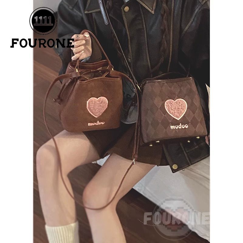 Frosted crossbody bag for women, new trendy retro rhombus bucket bag, niche textured shoulder bag