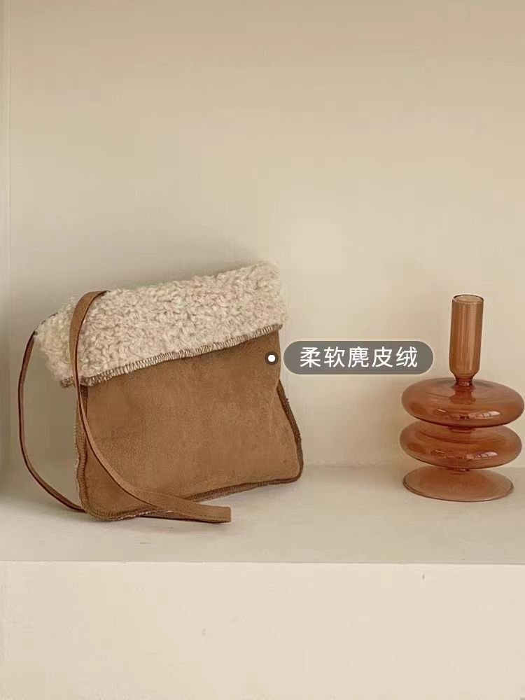 韩国棕色手机小方包麂皮绒羊羔毛绒包包女秋冬毛毛茸斜挎包化妆包