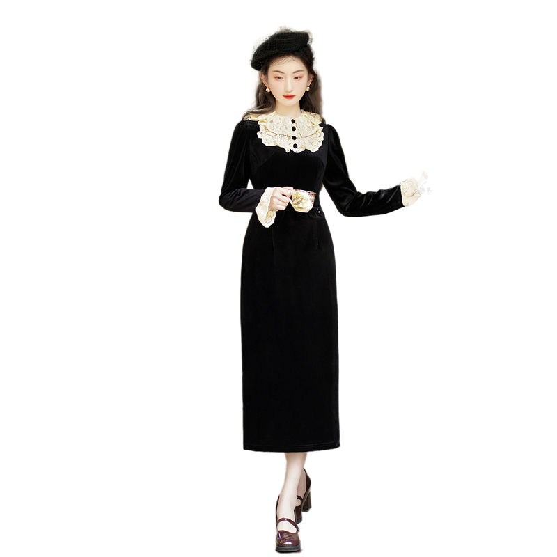 French literary retro black lace splicing long-sleeved velvet temperament autumn and winter long dress new slim dress for women