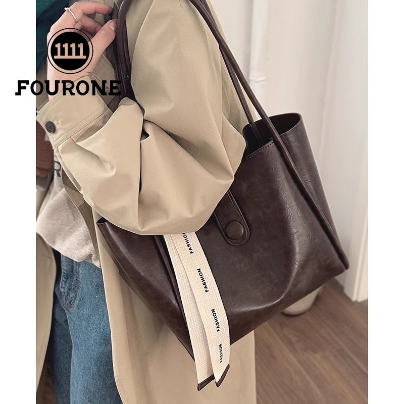 Versatile large-capacity bag for women, new trendy retro Korean tote bag, casual shoulder commuter bag