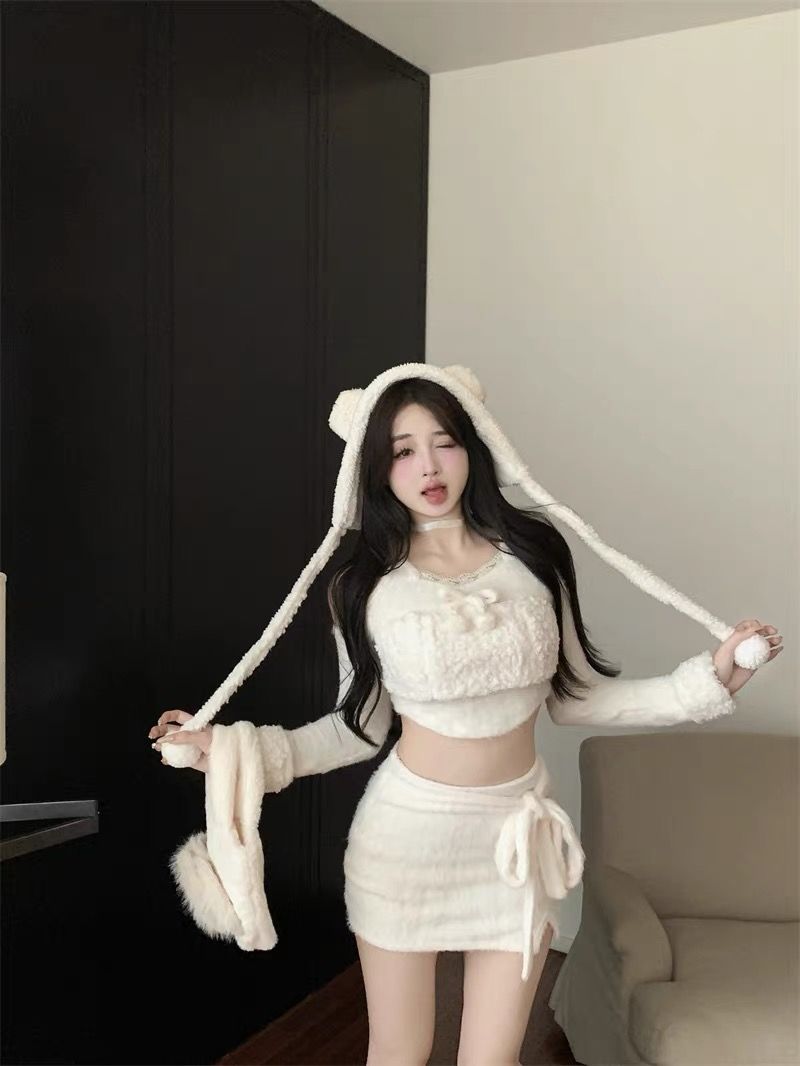 羊羔絨露肩長袖上衣女秋冬毛絨套裝蝴蝶結包臀半身裙子帽子三件套