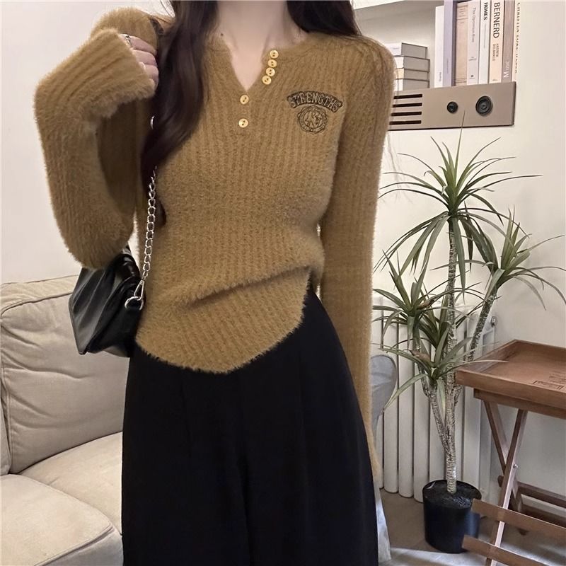 軟糯水貂絨針織打底衫女設計感小眾秋冬洋氣內搭修身顯瘦短款上衣