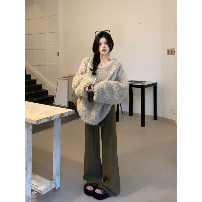 羊羔毛長袖v領毛衣女秋冬季慵懶風中長款針織衫軟糯寬鬆套頭上衣