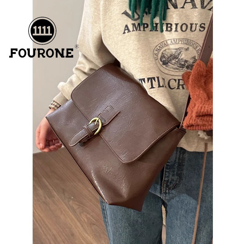 Retro briefcase bag for women, new trendy niche texture armpit bag, versatile large-capacity crossbody bag