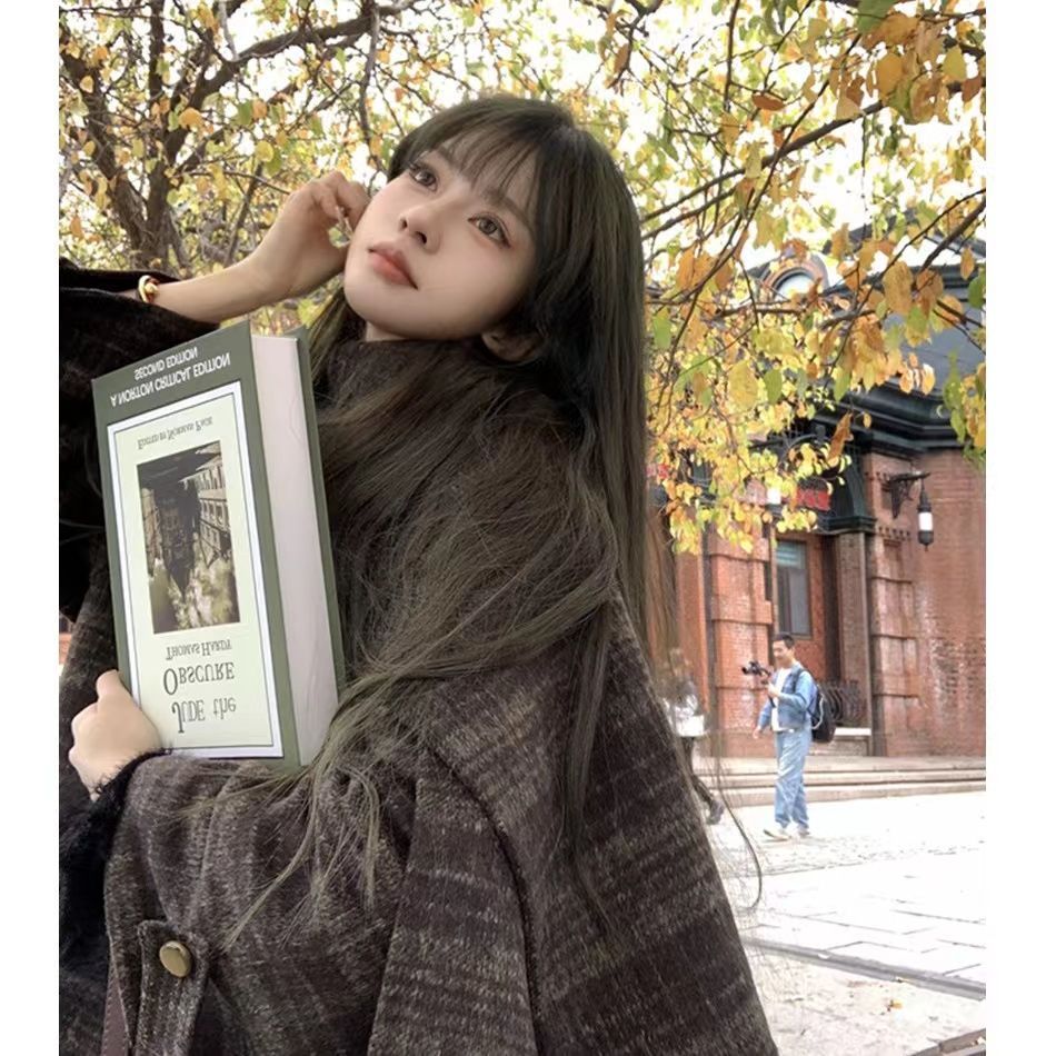 Woolen coat women's  autumn and winter new style falling into twilight retro plaid cloak shawl scarf collar woolen coat