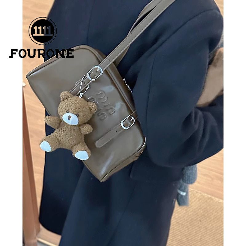 Niche texture armpit bag for women, new trendy retro tote bag, versatile large-capacity commuter bag