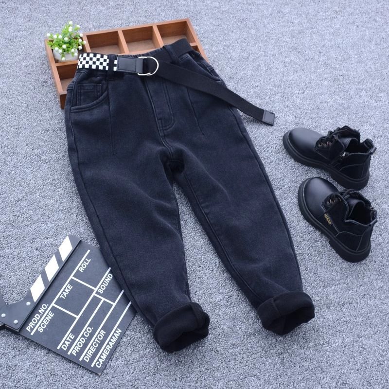 Boys' jeans in autumn and winter, thickened with velvet, new Korean style, fashionable and casual all-in-one velvet boys' pants for middle and large children