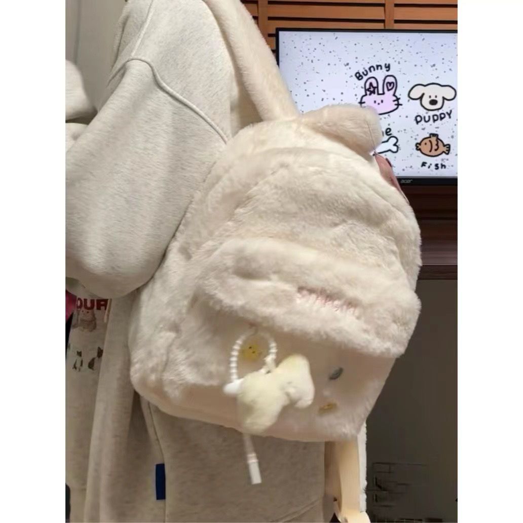  New Niche Design Bone White Plush Backpack Ladies Cute Backpack