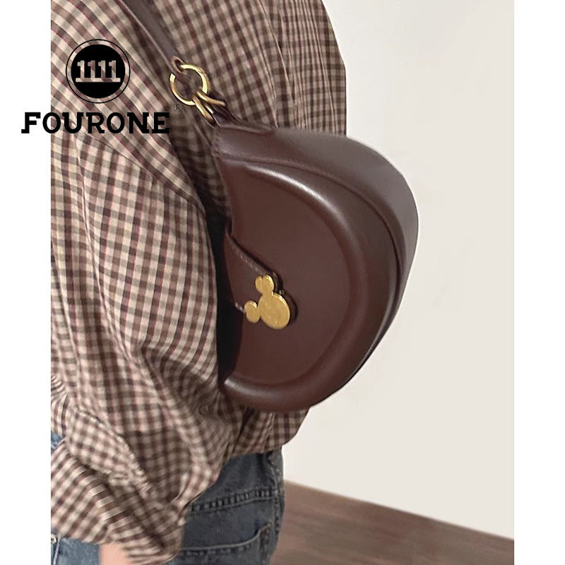 Niche texture armpit bag for women, new trendy and fashionable Korean saddle bag, versatile shoulder crossbody bag