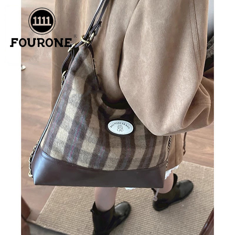 Wool plaid large bag women's new trendy retro college tote bag casual large capacity backpack