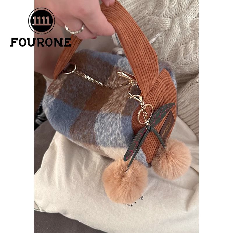 Korean wool plaid bag women's new fashion portable pillow bag high-end versatile crossbody bag