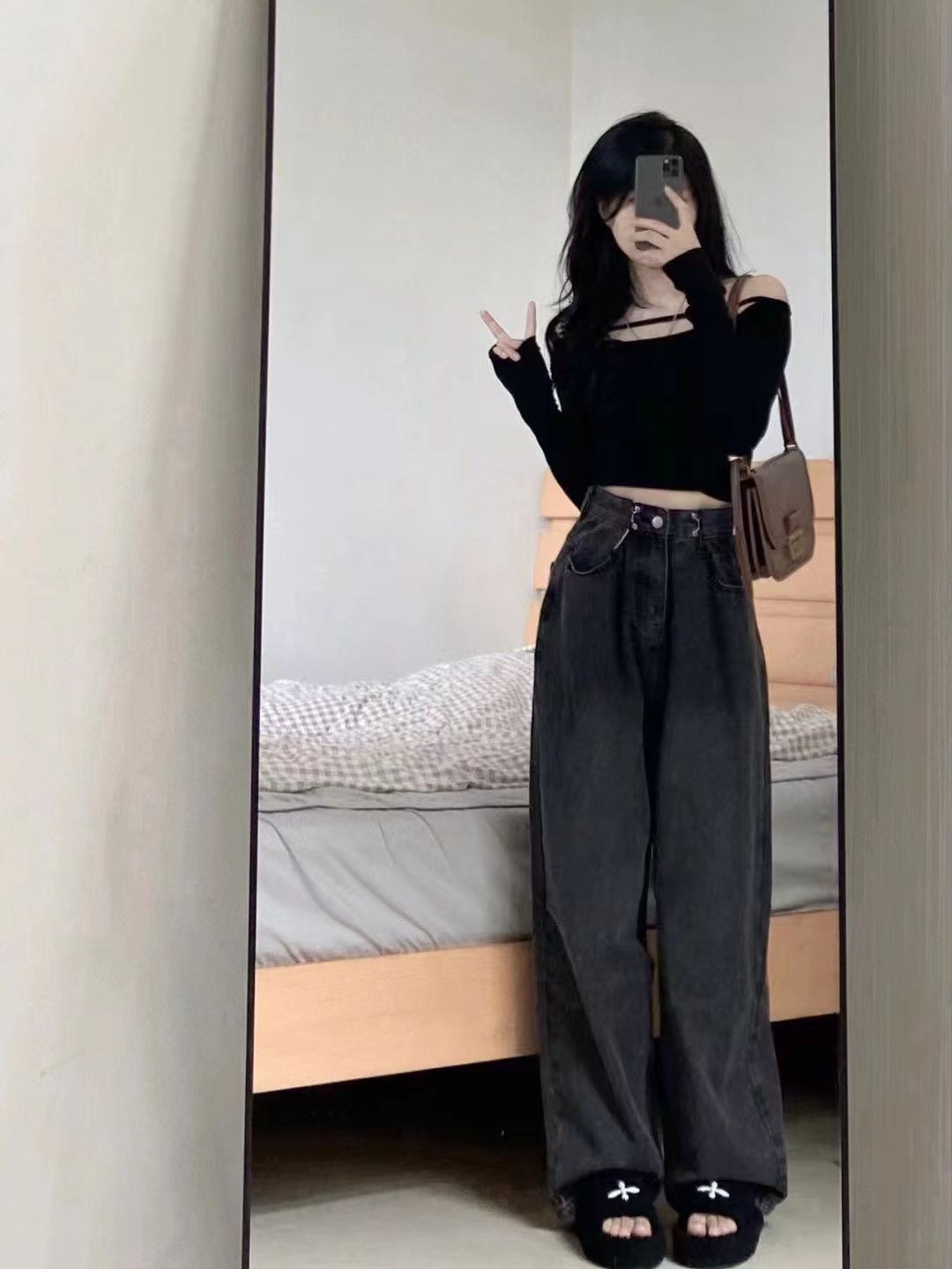 黑灰寬鬆直筒牛仔褲女秋季新款梨型身材高腰設計感顯瘦潮流闊腿褲