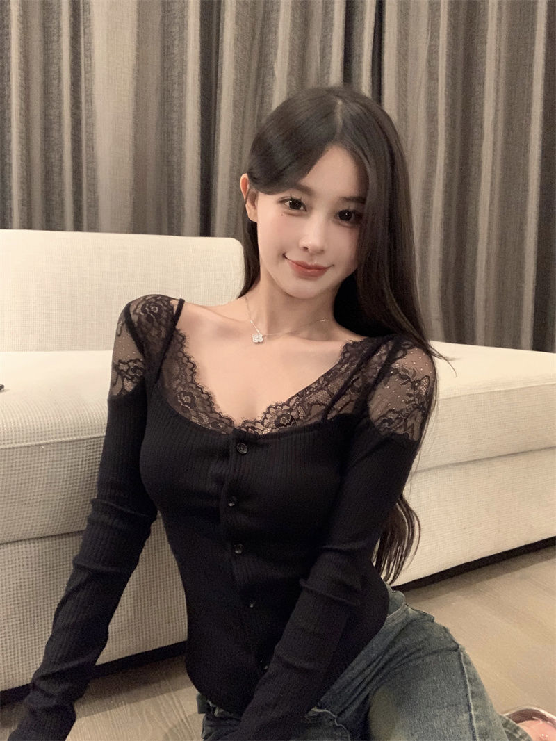 黑色蕾絲拼接長袖衫女秋冬季性感純欲修身短款上衣打底衫