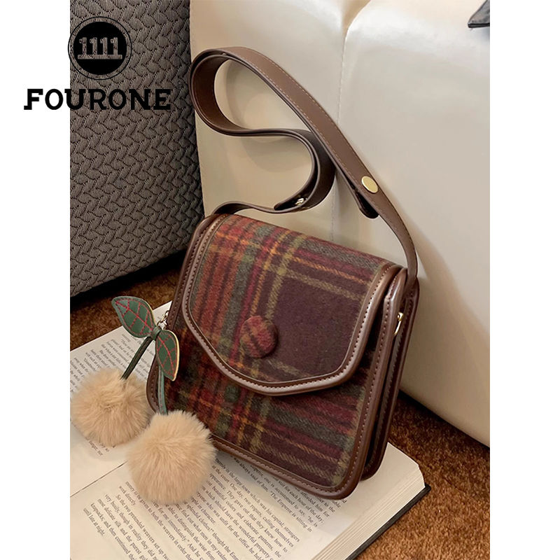 Plaid woolen bag women's niche design single shoulder small square bag retro versatile handheld crossbody bag