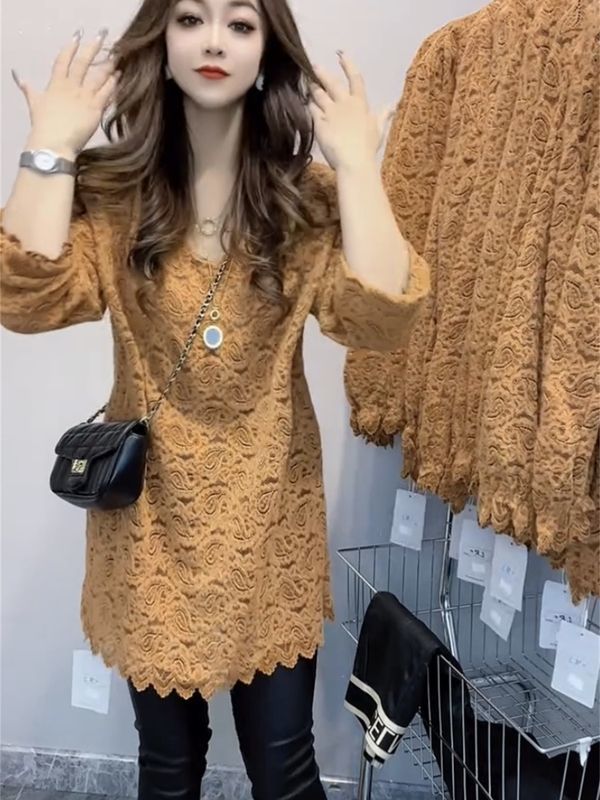 Solid color Internet celebrity winter new T-shirt mid-length western style lace European goods versatile V-neck retro loose top