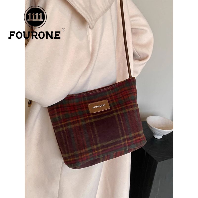 FOUR ONE Wollplaid für Damen, neues Nischendesign, handgefertigte Umhängetasche mit Frachtbrief, vielseitige Achseltasche_voghion.com