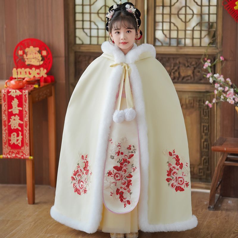冬季新款斗篷汉服套装中国风长款公主连帽保暖披风两件套