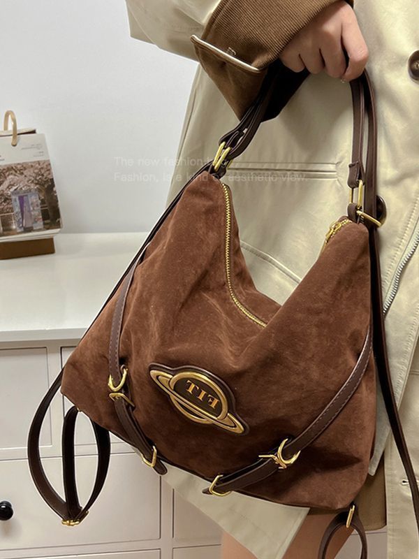 High-end retro commuter bag women's autumn and winter 2023 new trendy single shoulder armpit bag large capacity backpack tote bag