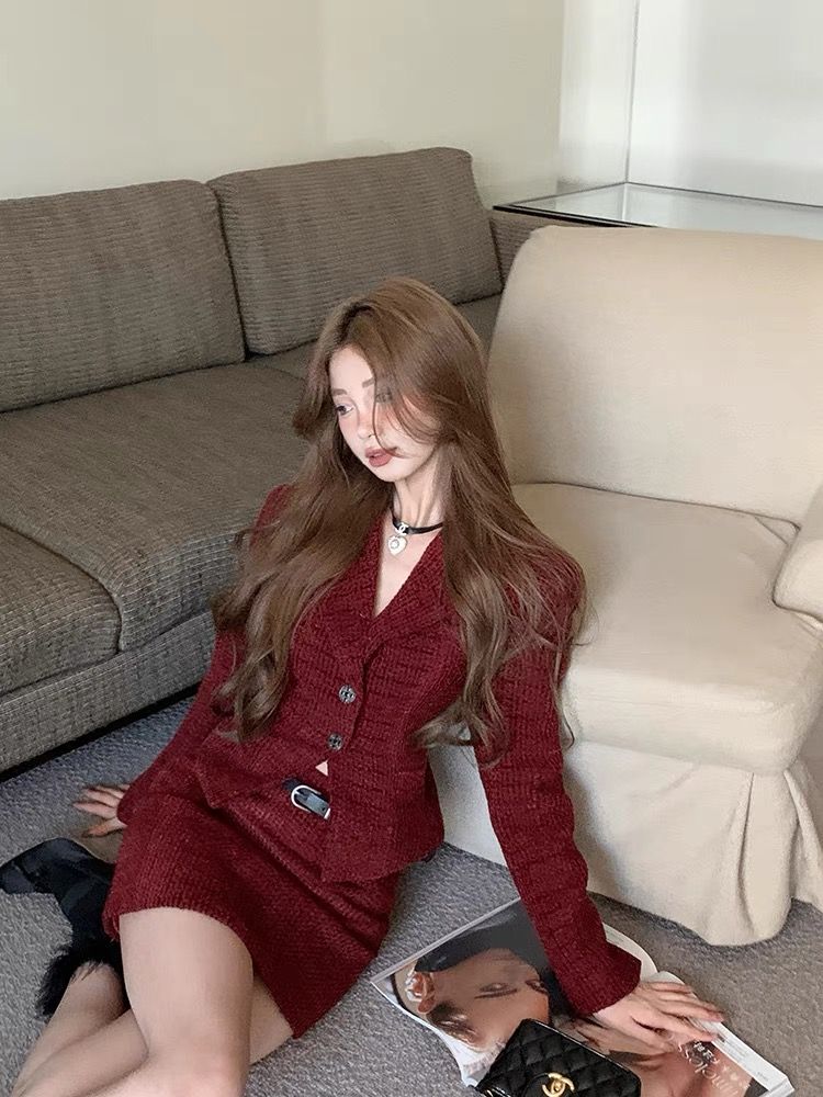 紅色收腰短款西裝外套氣質高級感套裝女秋冬高腰包臀半身裙兩件套