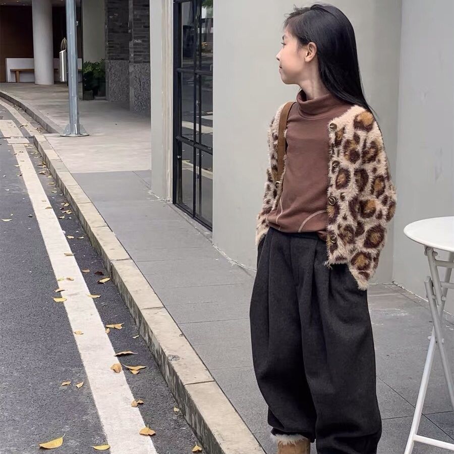 Fashion leopard print 2024 new mink velvet sweater jacket Korean style loose top versatile knitted cardigan princess style