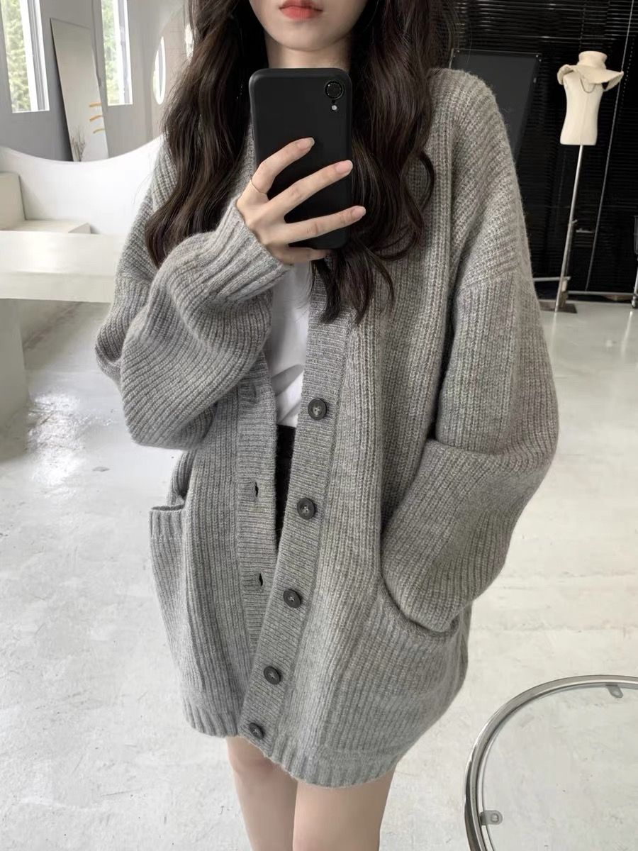 2023 Gray New Spring and Autumn Sweater Korean Style Jacket Women's Autumn and Winter Breast Series High-end Loose Outerwear Knitted Cardigan