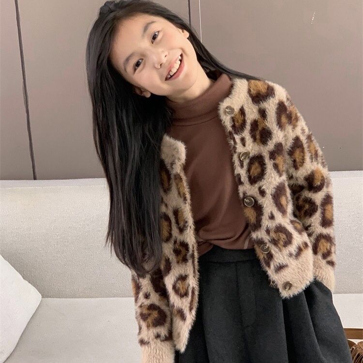 Fashion leopard print 2024 new mink velvet sweater jacket Korean style loose top versatile knitted cardigan princess style