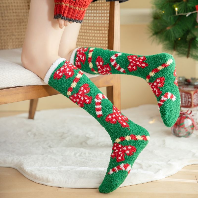 Cute Christmas socks, comfortable, warm, thick, and plush, full of festive atmosphere. Wishing you a happy Christmas_voghion.com