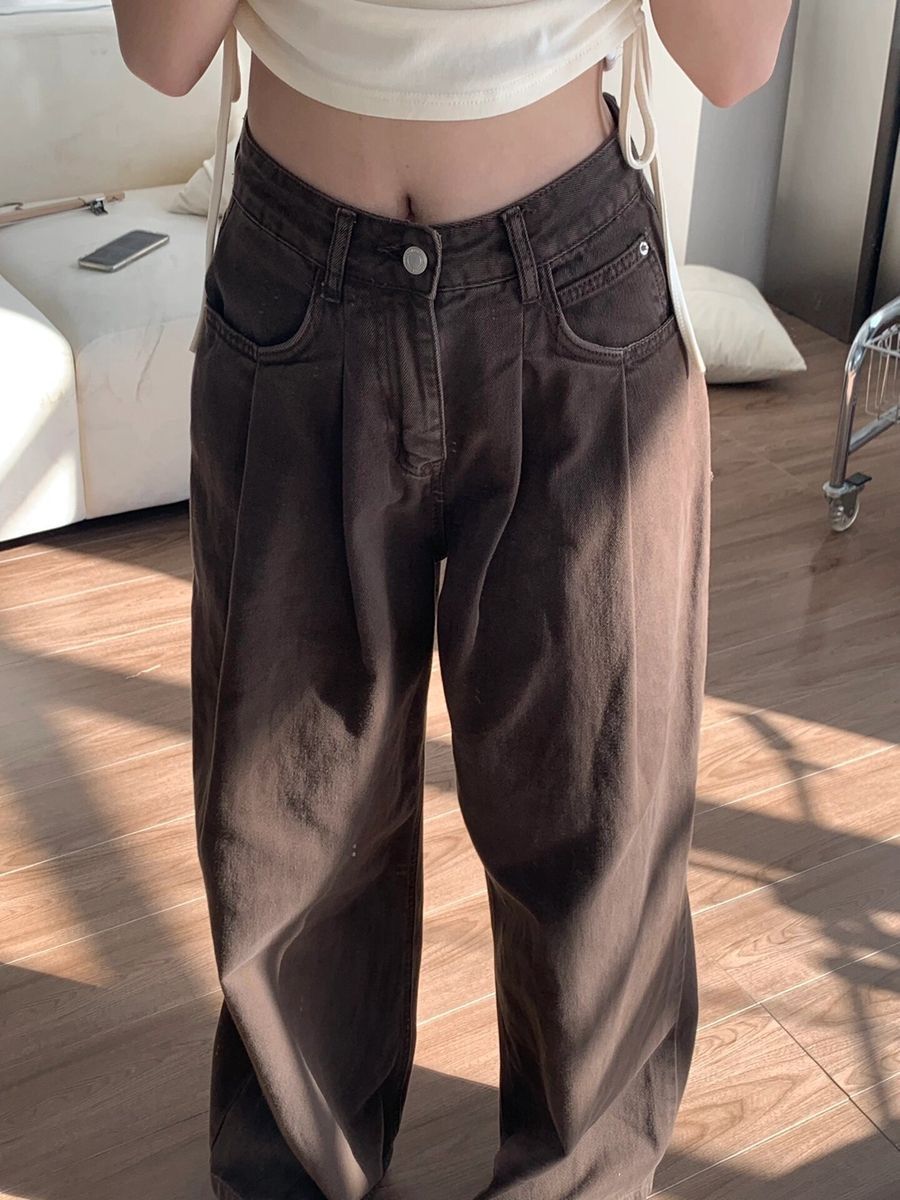 美拉德復古咖色闊腿牛仔褲女秋冬新款高腰褶皺寬鬆直筒垂感拖地褲