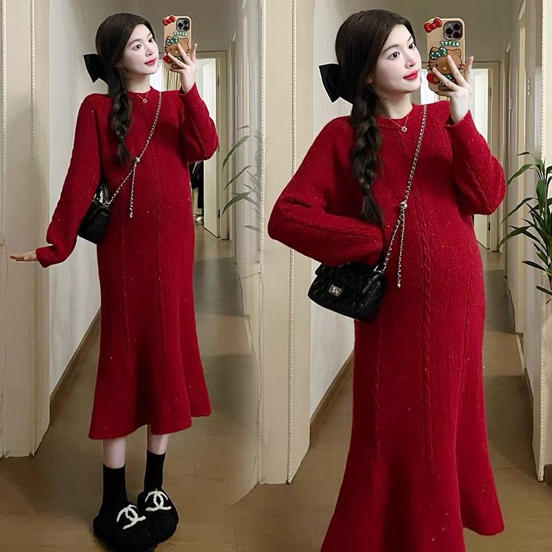 Maternity wear autumn and winter fashion high-end thickened inner long-sleeved round neck knitted fishtail long skirt women's plus size dress