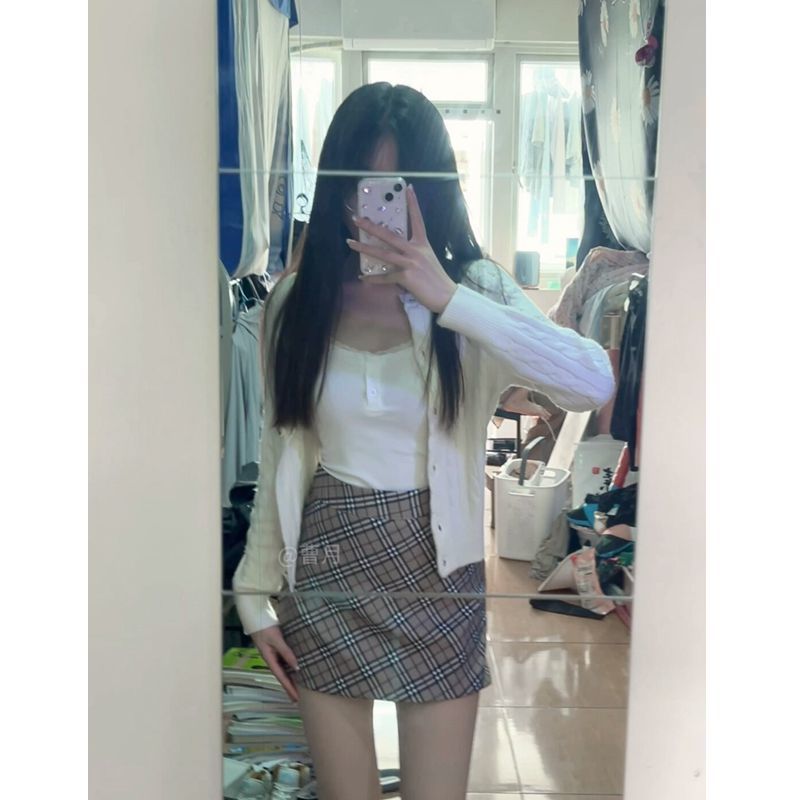 套裝女2023秋冬新款學院風麻花針織毛衣開衫搭吊帶背心格紋半身裙