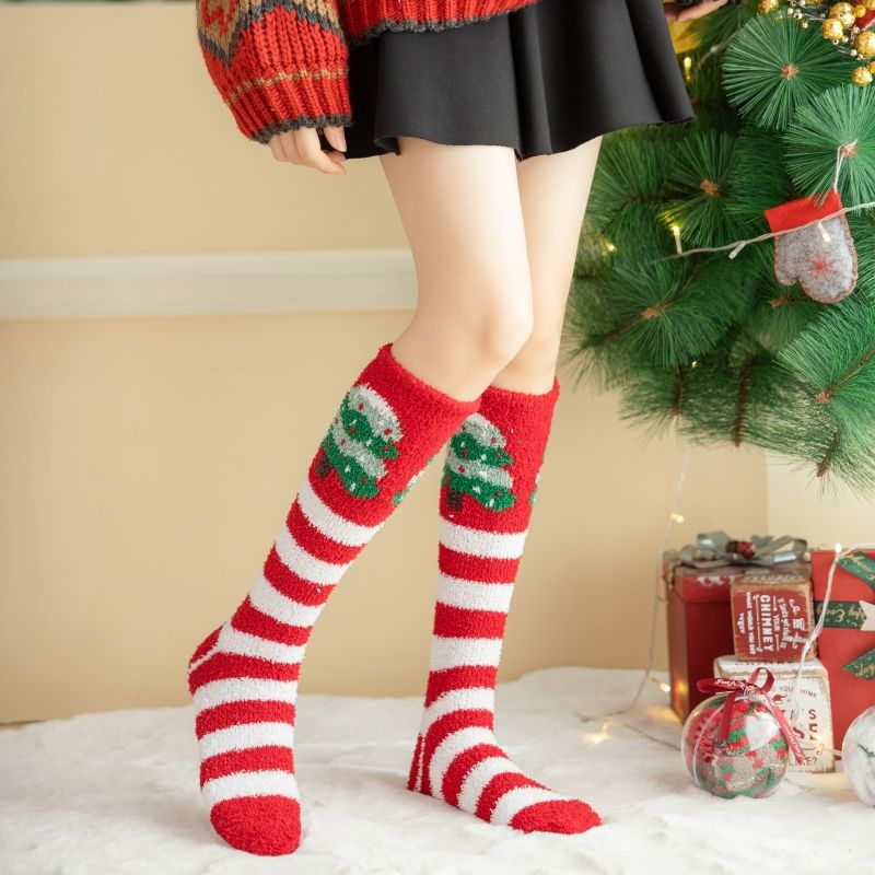 Cute Christmas socks, comfortable, warm, thick, and plush, full of festive atmosphere. Wishing you a happy Christmas_voghion.com
