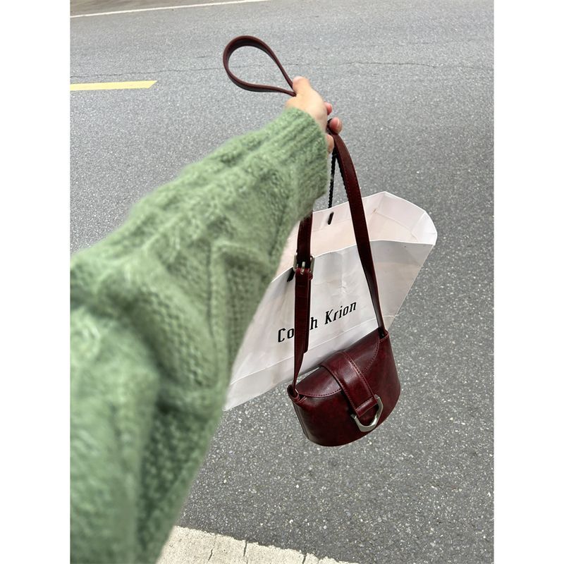 復古馬蹄扣薯條包2023秋冬新款迷你小包包單肩斜挎女包輕便手機包