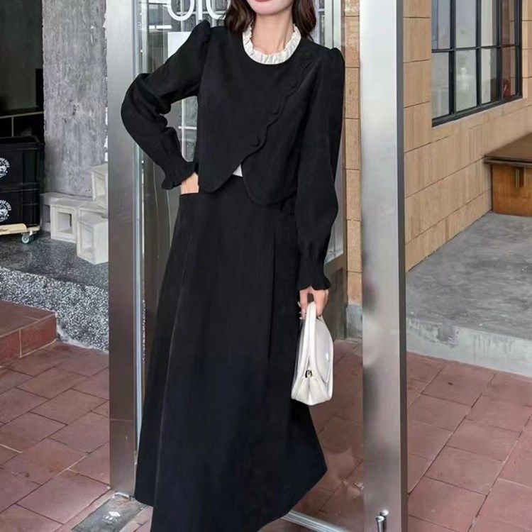 春秋燈芯絨假兩件套大碼連衣裙女秋新款套頭顯瘦法式顯瘦氣質裙子