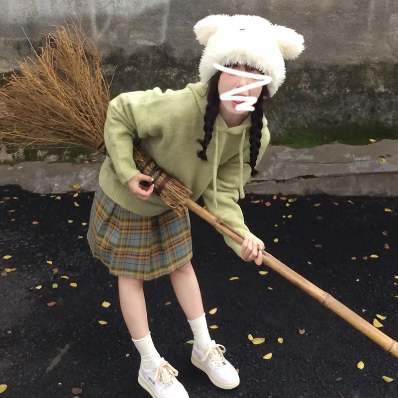 設計感小眾綠色毛衣女秋冬2023新款小個子寬鬆連帽針織衫軟糯上衣