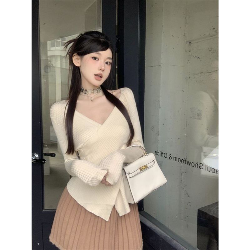 針織衫女交叉v領設計感小眾長袖內搭打底衫春秋緊身顯瘦別致上衣