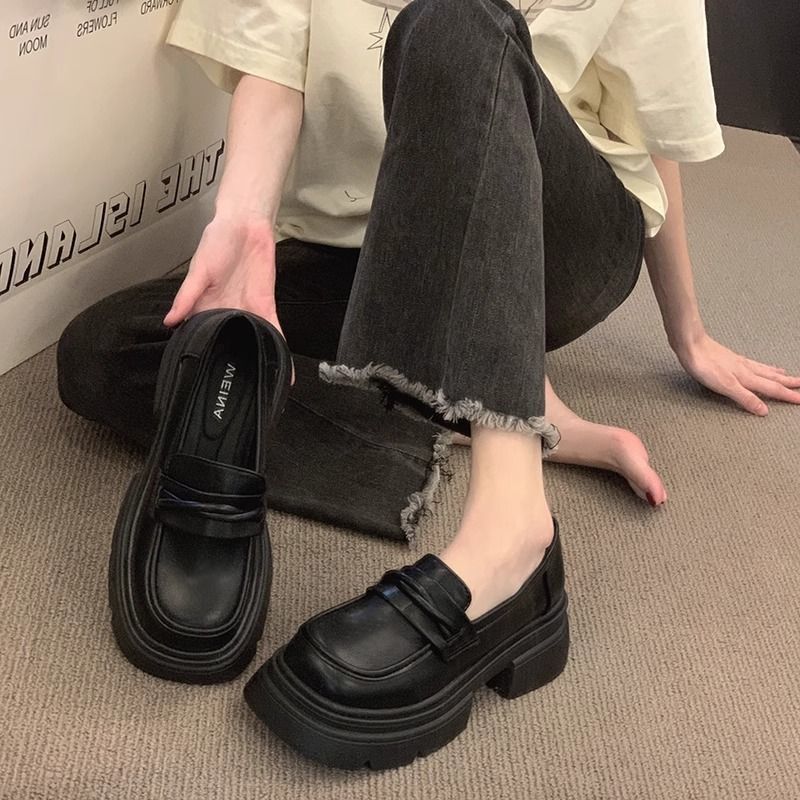 網紅厚底小皮鞋女2023新款秋冬單鞋英倫風一腳蹬女鞋黑色樂福鞋子