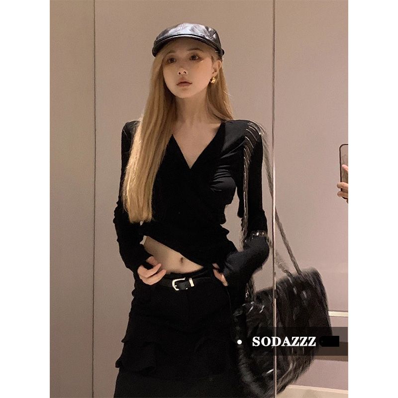 SODAZZZ秋冬新款氣質長袖T恤女設計性感收腰交叉修身顯瘦打底上衣