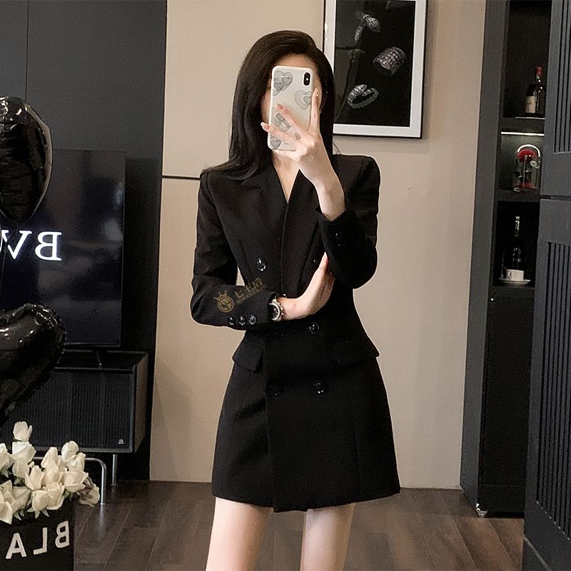 High-end suit jacket for women spring and autumn 2024 new French Hepburn style waist-cinching black professional suit dress